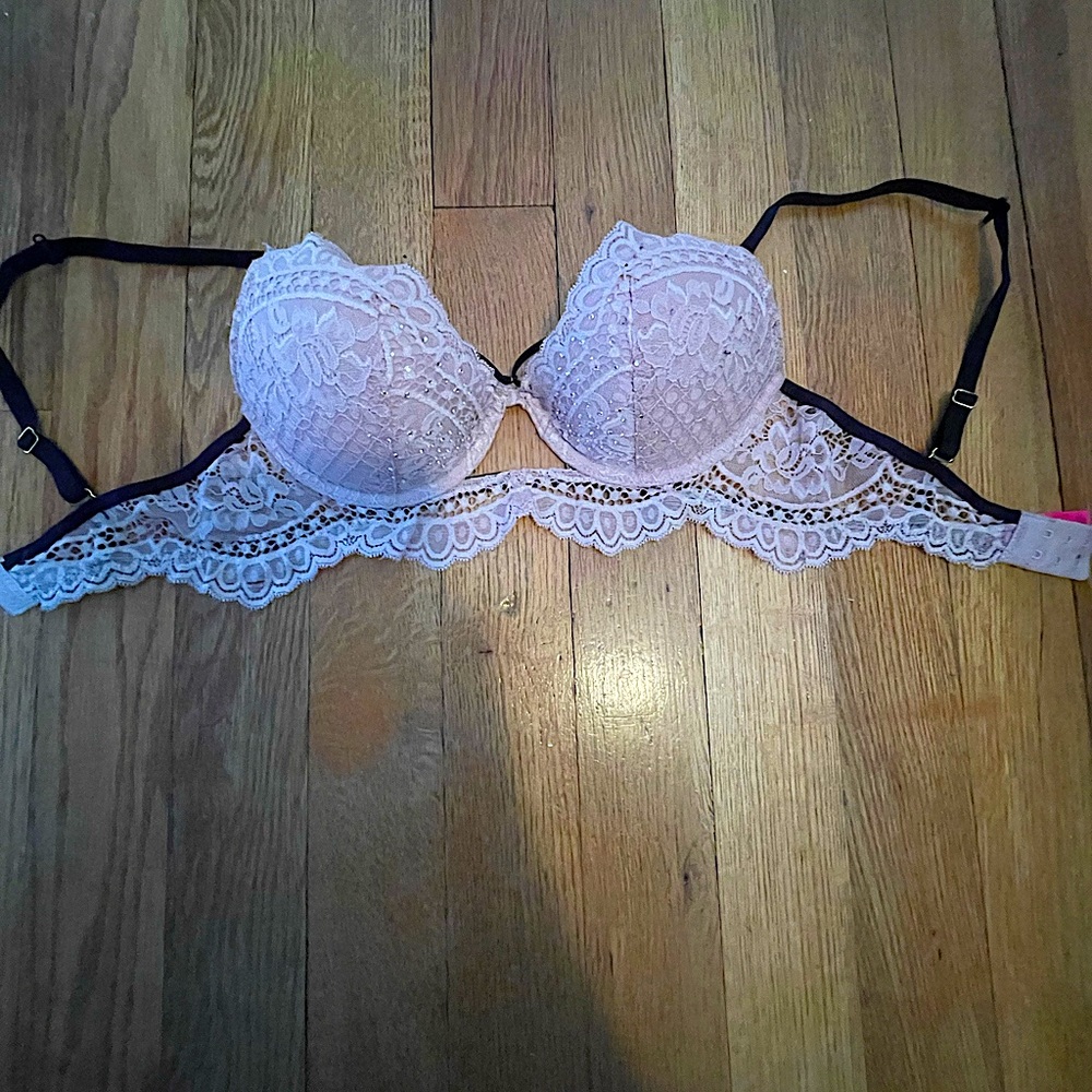 La Senza bra